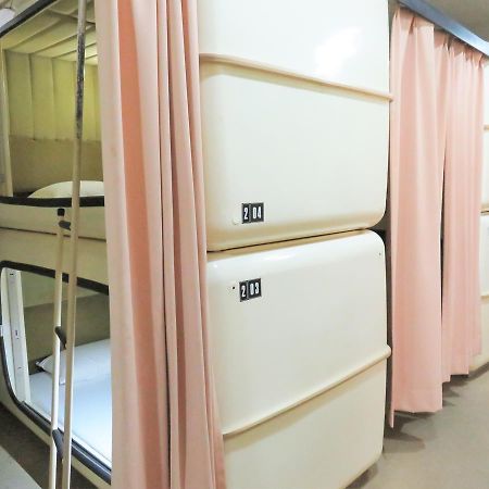 Capsule Hotel Honcho Sendai Exterior photo